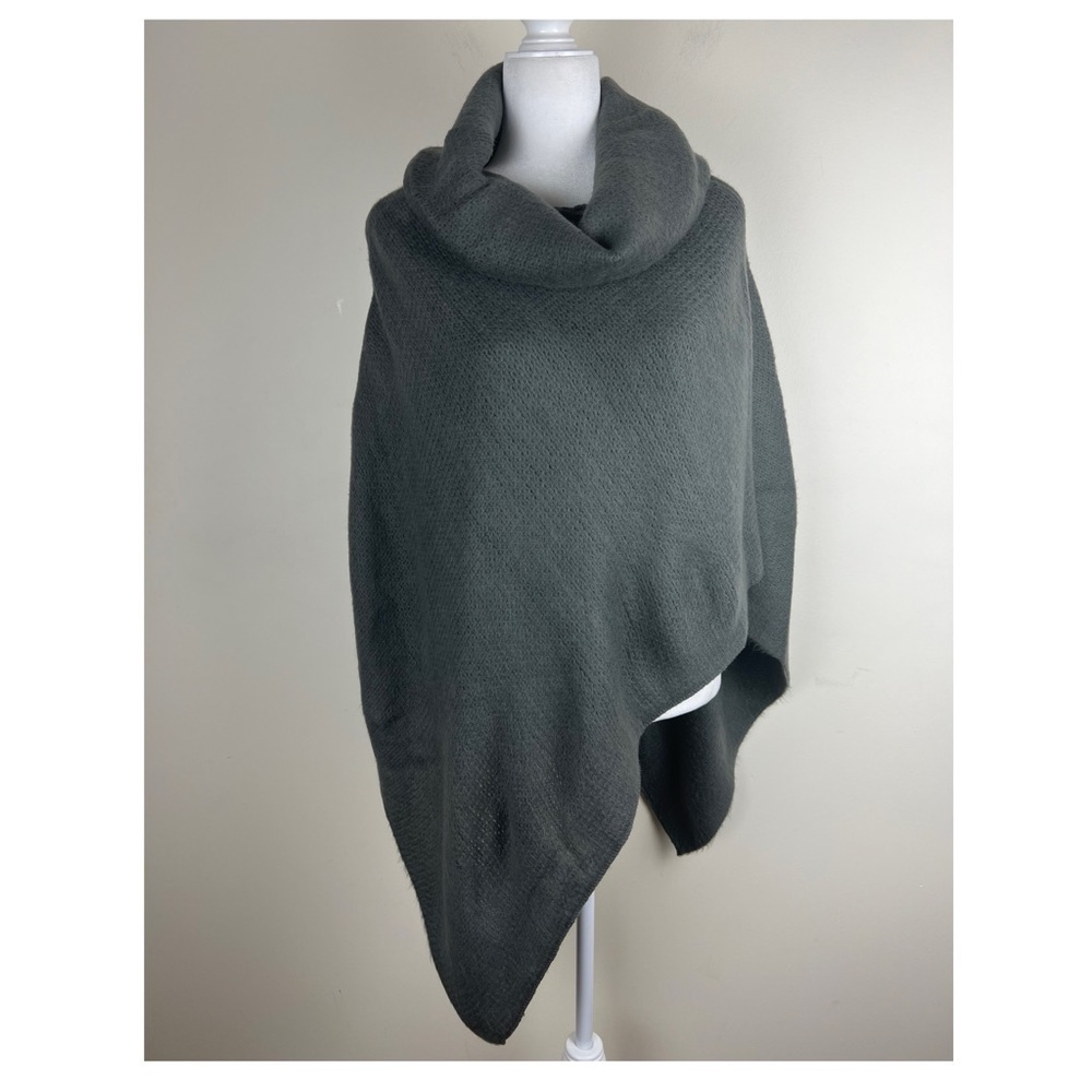 David & Young Cozy Soft Brushed Knit Cowl Neck Asymmetrical Hem Poncho Grey | OS